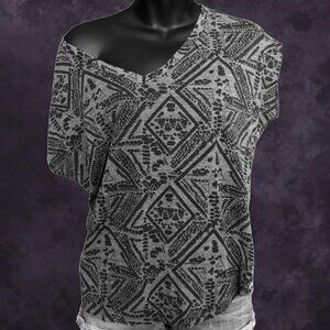 Garage Indie Grunge Batwing Tee